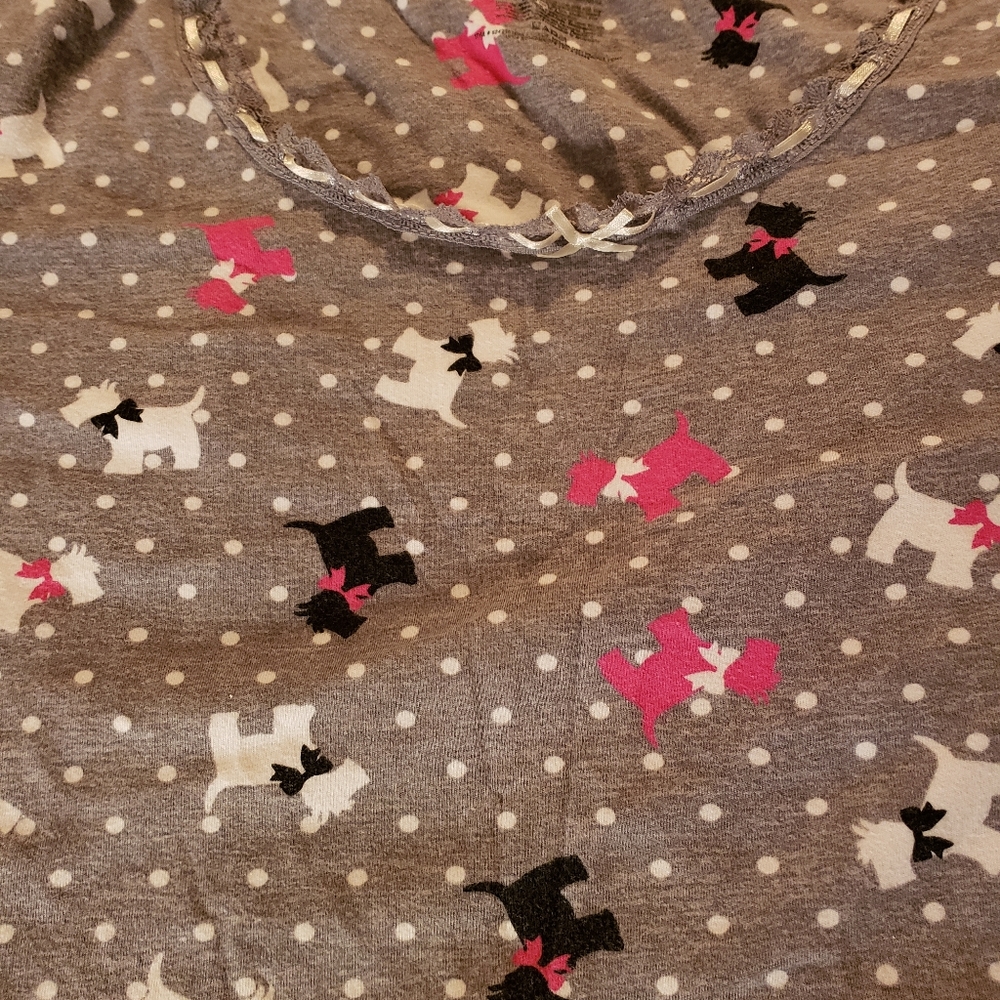 Ladies sleep shirt